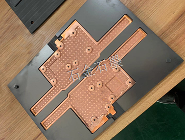 VC均熱板的工作原理是什么？